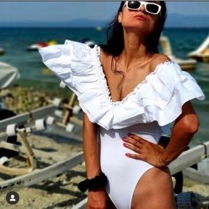 Large Ruffle all in one baiting suit